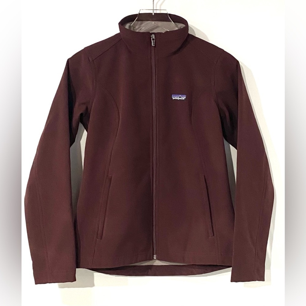 Patagonia Windproof Leeway Full Zip Jacket in Maroon‎ S